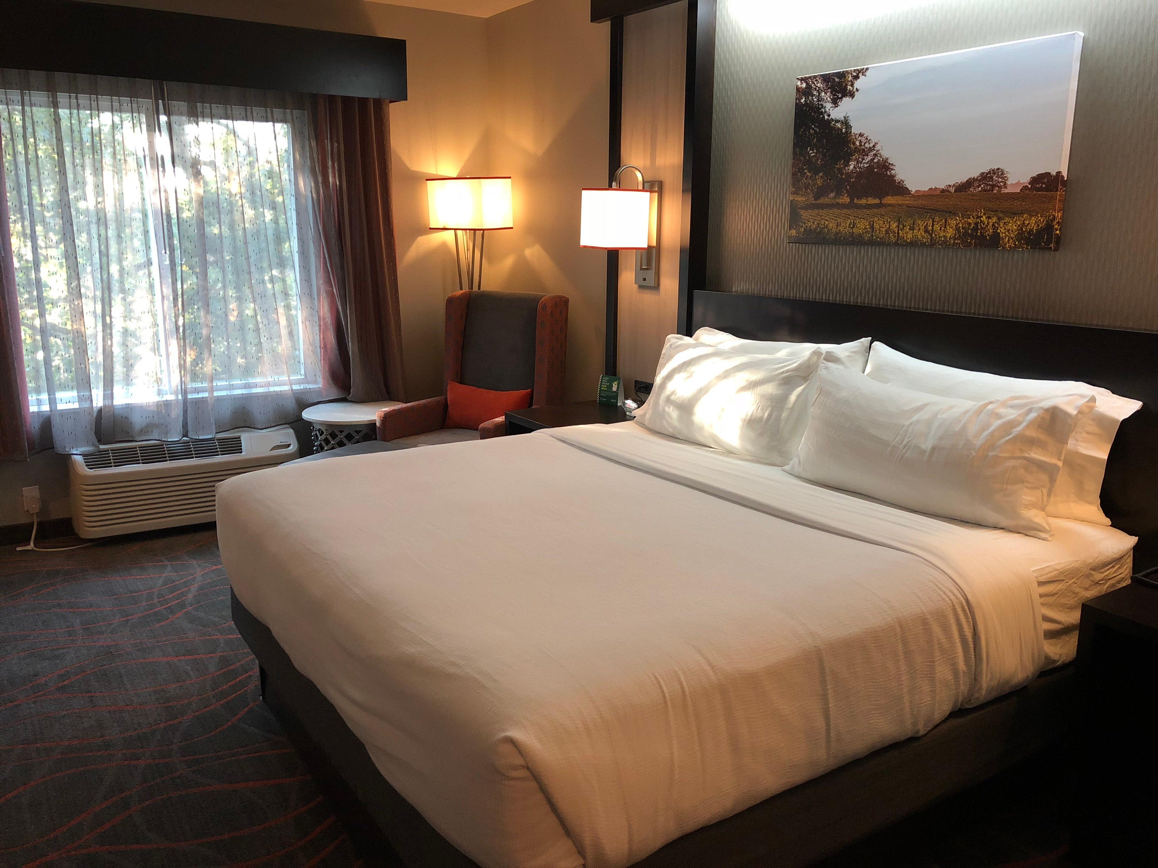 Holiday Inn Windsor - Wine Country By Ihg Exterior foto